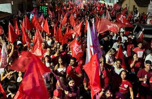 Agamenon reúne diversos apoiadores durante arrastão em Ribeiro Gonçalves (Foto: Conecta Piauí)