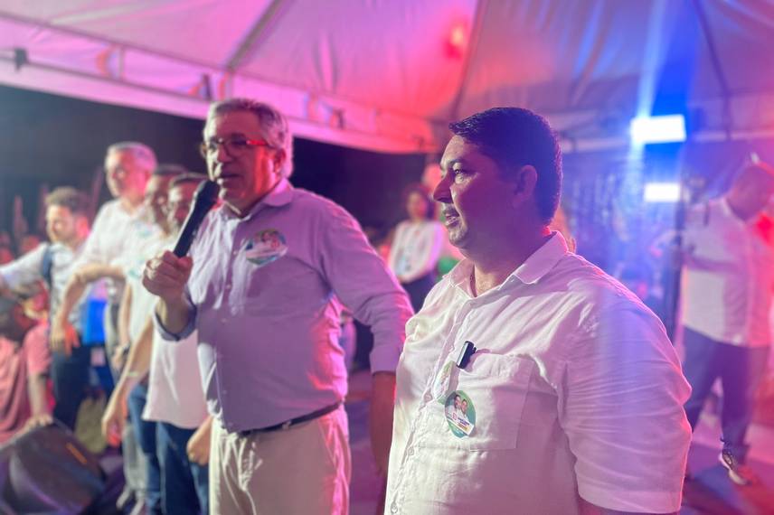 Carpejanne Gomes realiza reunião com apoiadores no bairro Pedra Mole Carpejanne Gomes realiza reunião com apoiadores no bairro Pedra Mole