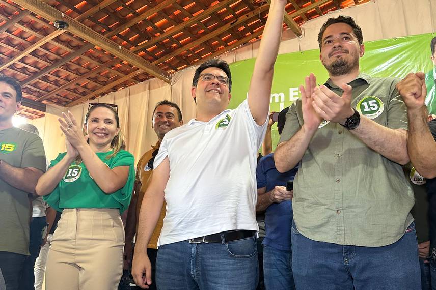 Dom Expedito Lopes: Dr. Abimael Lima recebe governador em encontro com apoiadores Dom Expedito Lopes: Dr. Abimael Lima recebe governador em encontro com apoiadores