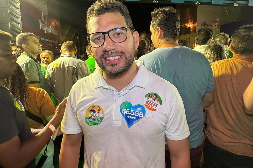 Dr. Pablo Santos realiza maior evento político da história de Picos Dr. Pablo Santos realiza maior evento político da história de Picos