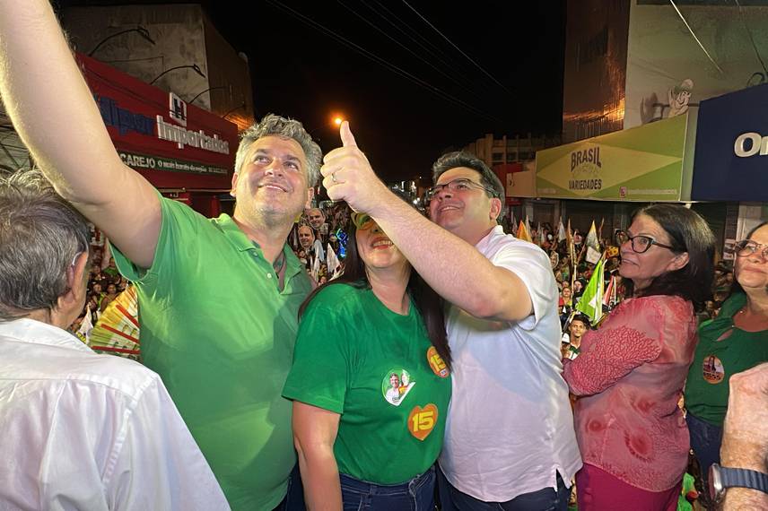 Dr. Pablo Santos realiza maior evento político da história de Picos Dr. Pablo Santos realiza maior evento político da história de Picos