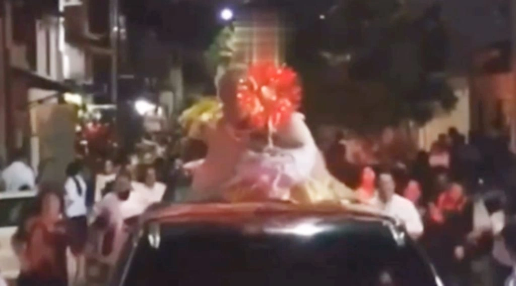 Durante procissão, criminosos disparam tiros e matam uma pessoa em Fortaleza