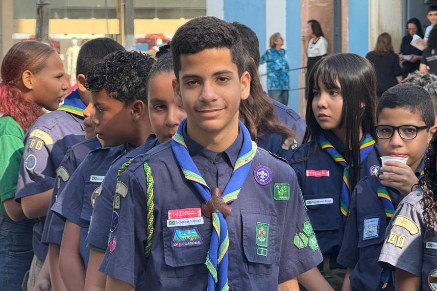 Governador participa de solenidades e inaugura Escola do Mar no litoral do Piauí Governador participa de solenidades e inaugura Escola do Mar no litoral do Piauí