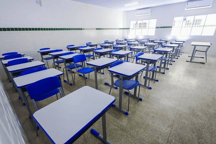 Governo investe mais de R$ 25 milhões em obras nas escolas estudais de Parnaíba Governo investe mais de R$ 25 milhões em obras nas escolas estudais de Parnaíba