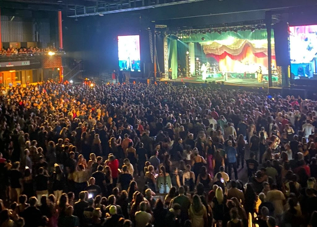 Lulu Santos encanta o público de Teresina em show emocionante no Theresina Hall
