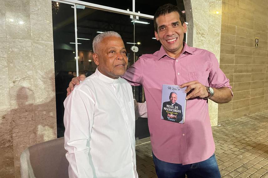 Missa da Misericórdia: 15 Anos Iluminando vidas em Teresina Missa da Misericórdia: 15 Anos Iluminando vidas em Teresina