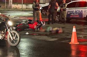 Motociclista morre após colisão com veículo na zona Sul de Teresina (Foto: Ascom/Policia Militar) Motociclista morre após colisão com veículo na zona Sul de Teresina (Foto: Ascom/Policia Militar)
