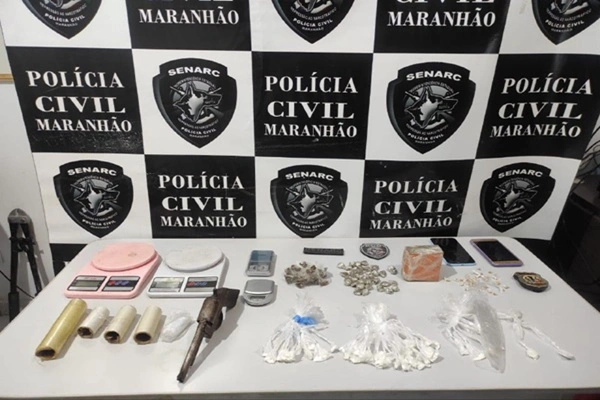 Polícia invade casa em Timon e flagra venda de drogas