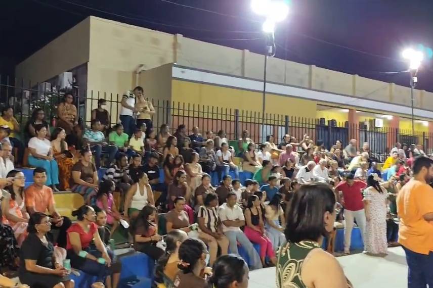 Procissão de São Francisco de Assis em Floriano Procissão de São Francisco de Assis em Floriano