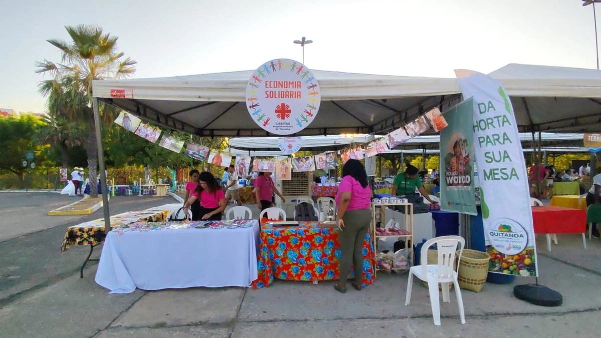 Abertura da Feira da Agricultura Familiar em Teresina movimenta grande público