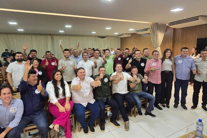 Admaelton Bezerra reúne prefeitos para articular campanha à presidência da APPM Admaelton Bezerra reúne prefeitos para articular campanha à presidência da APPM