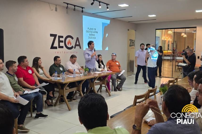 Admaelton Bezerra reúne prefeitos para articular campanha à presidência da APPM Admaelton Bezerra reúne prefeitos para articular campanha à presidência da APPM