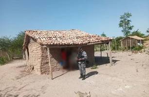 Adolescente foi apreendida e vítima ficou em estado grave (Foto: Reprodução) Adolescente foi apreendida e vítima ficou em estado grave (Foto: Reprodução)