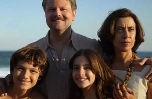 Ainda Estou Aqui é um filme protagonizado por Fernanda Torres e Selton Mello (Foto: Reprodução)