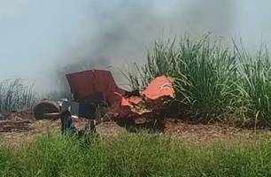 Avião do exército colide com outro e cai no interior de São Paulo (Foto: Reprodução)