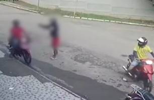 Câmera de segurança registra morte de homem alvejado por tiros no Acre (Foto: Reprodução)