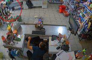 Criminoso é preso após aterrorizar comércios em município no interior do Piauí (Foto: Reprodução) Criminoso é preso após aterrorizar comércios em município no interior do Piauí (Foto: Reprodução)
