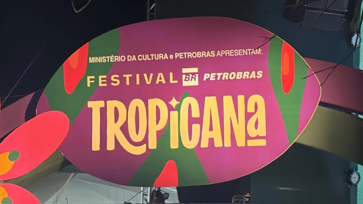 Ferrugem e Gilsons embalam noite do segundo dia de Festival Tropicana em Teresina