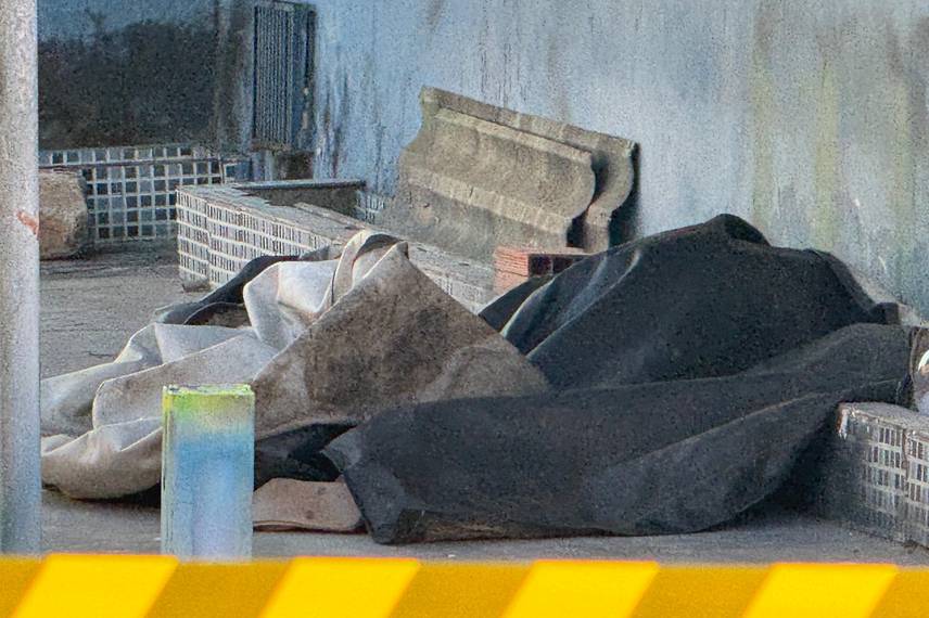 Homem é morto a tiros enquanto usava o celular no horário de almoço em Teresina Homem é morto a tiros enquanto usava o celular no horário de almoço em Teresina