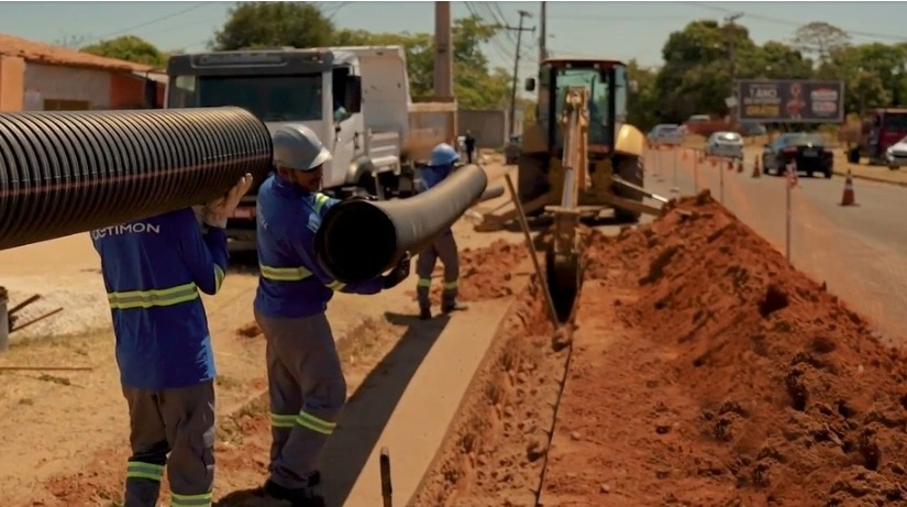 Obras de esgotamento sanitário avançam em dois bairros de Timon