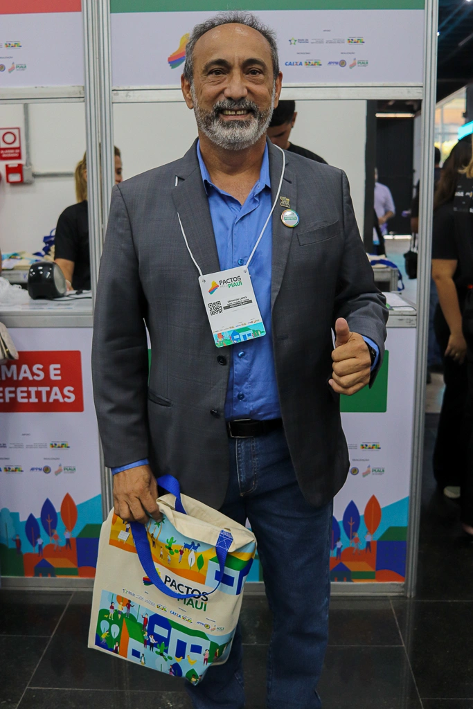 Pactos pelo Piauí reúne mais de 210 prefeitos eleitos e reeleitos em Teresina