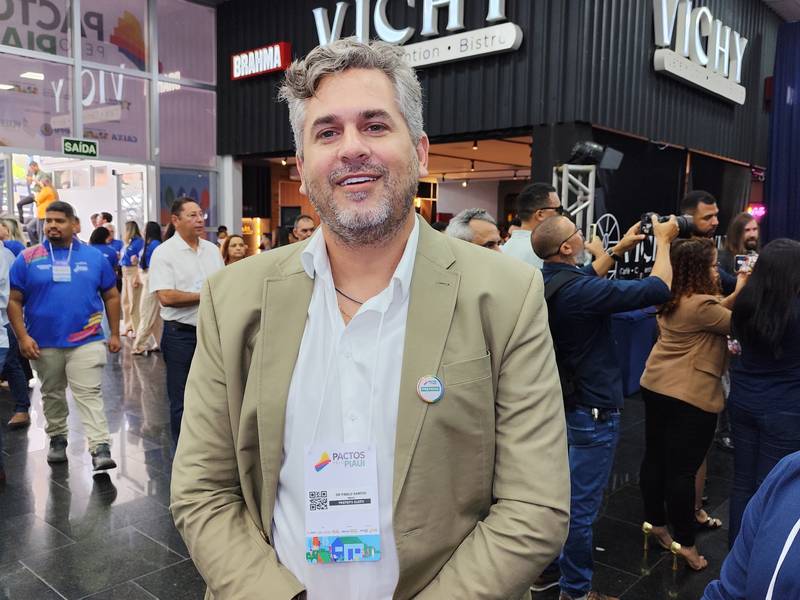 Pactos pelo Piauí reúne mais de 210 prefeitos eleitos e reeleitos em Teresina