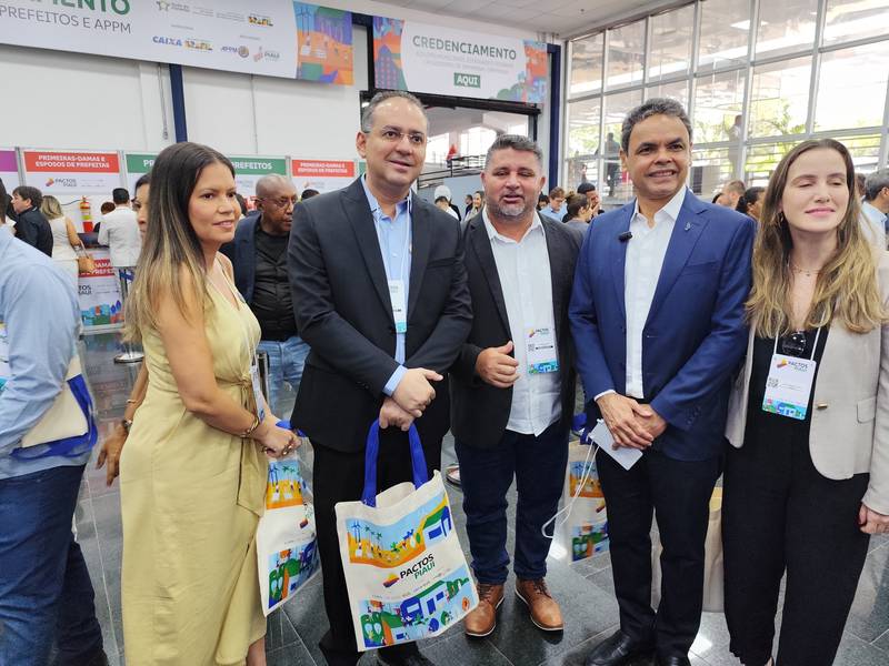 Pactos pelo Piauí reúne mais de 210 prefeitos eleitos e reeleitos em Teresina