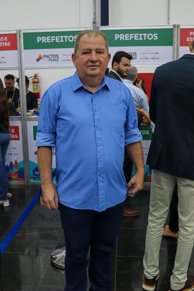 Pactos pelo Piauí reúne mais de 210 prefeitos eleitos e reeleitos em Teresina