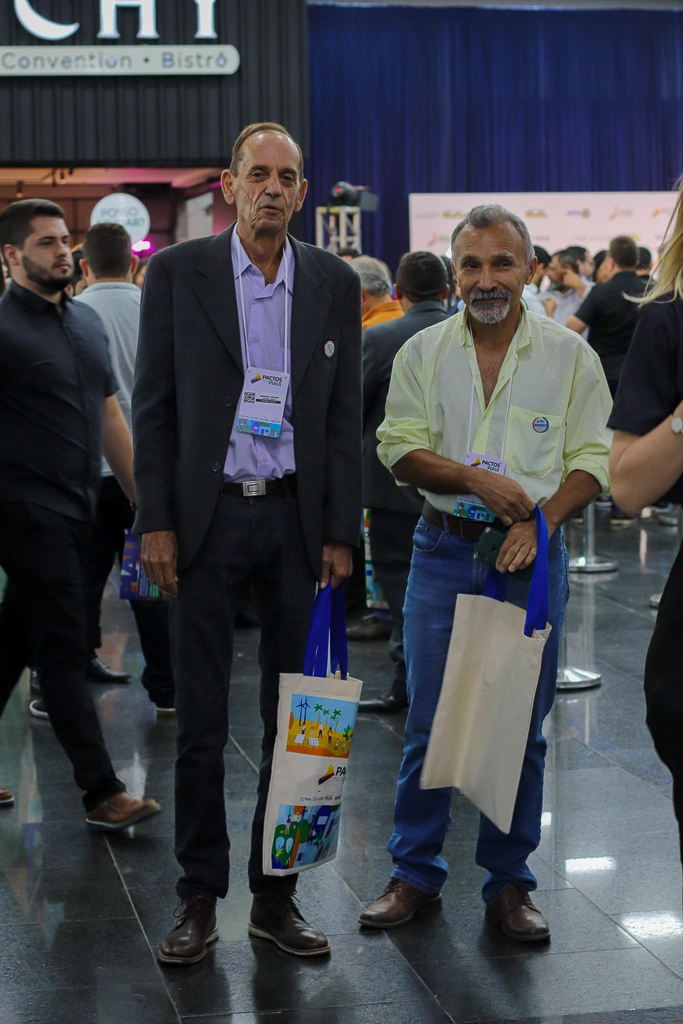 Pactos pelo Piauí reúne mais de 210 prefeitos eleitos e reeleitos em Teresina