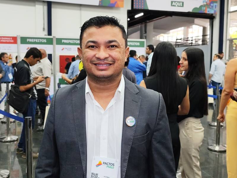 Pactos pelo Piauí reúne mais de 210 prefeitos eleitos e reeleitos em Teresina