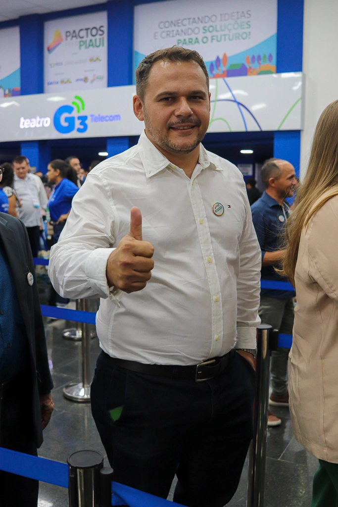 Pactos pelo Piauí reúne mais de 210 prefeitos eleitos e reeleitos em Teresina