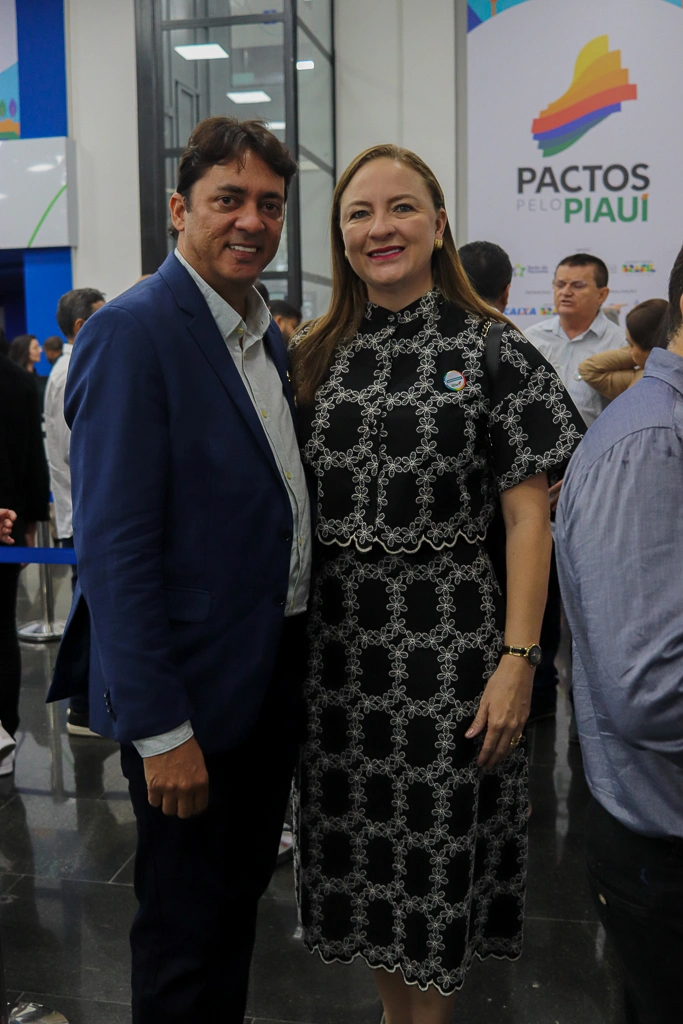 Pactos pelo Piauí reúne mais de 210 prefeitos eleitos e reeleitos em Teresina