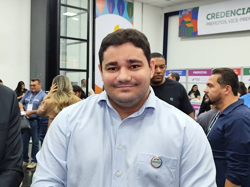 Pactos pelo Piauí reúne mais de 210 prefeitos eleitos e reeleitos em Teresina