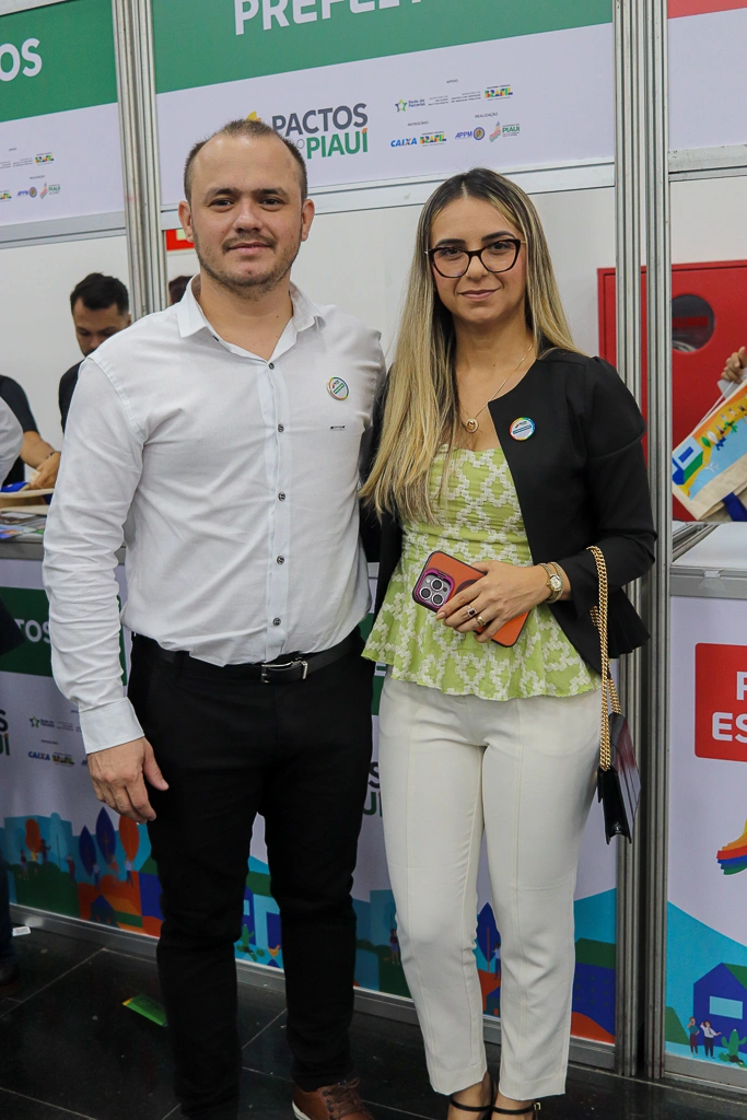 Pactos pelo Piauí reúne mais de 210 prefeitos eleitos e reeleitos em Teresina