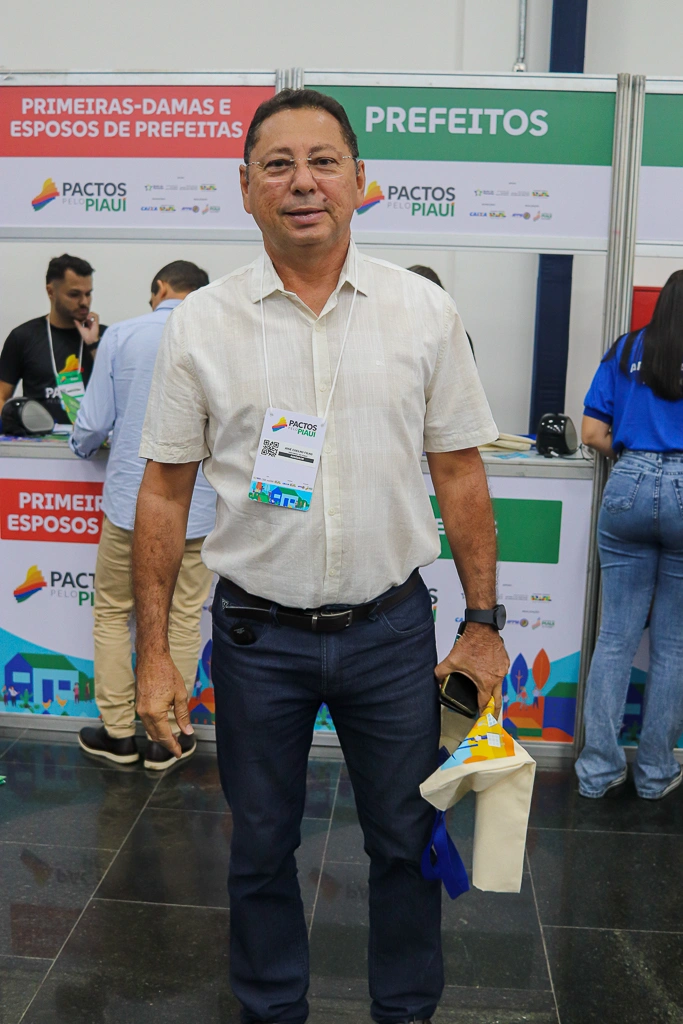 Pactos pelo Piauí reúne mais de 210 prefeitos eleitos e reeleitos em Teresina