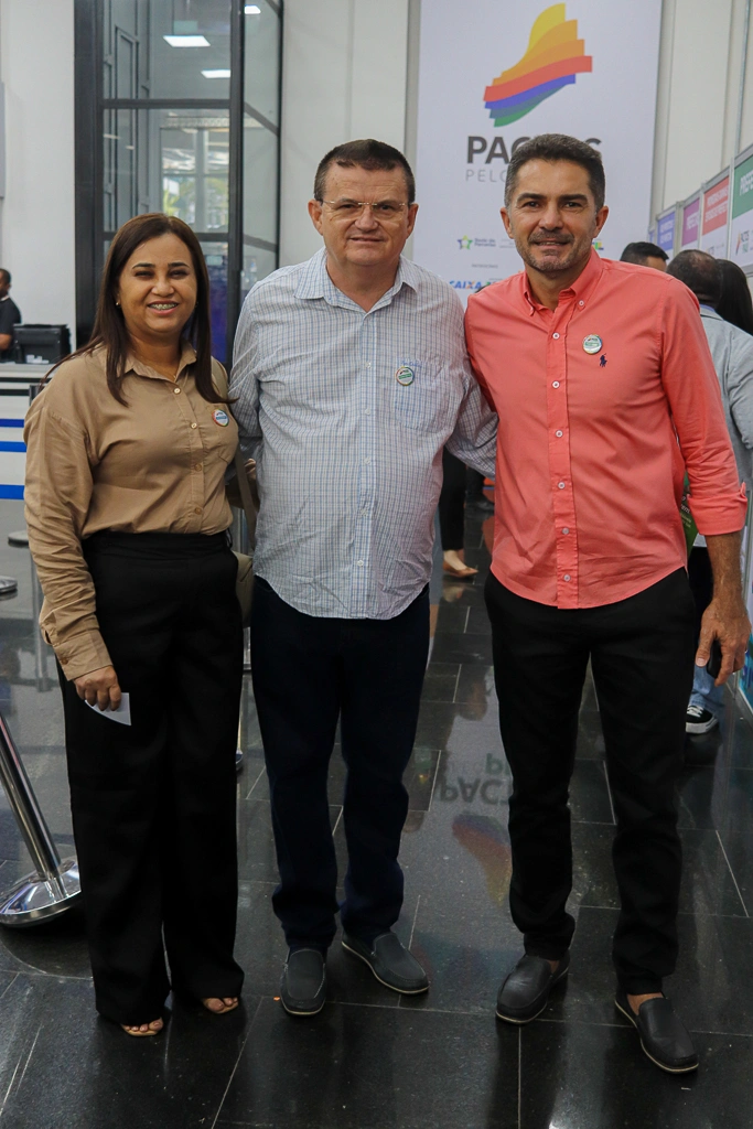 Pactos pelo Piauí reúne mais de 210 prefeitos eleitos e reeleitos em Teresina