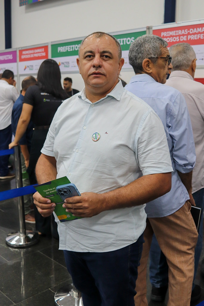 Pactos pelo Piauí reúne mais de 210 prefeitos eleitos e reeleitos em Teresina