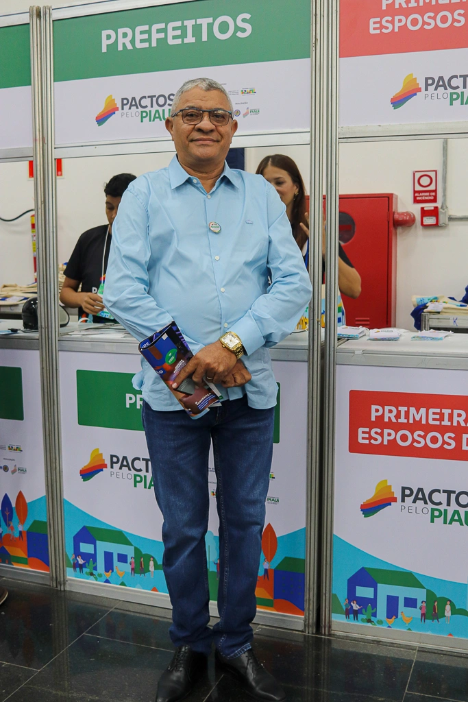 Pactos pelo Piauí reúne mais de 210 prefeitos eleitos e reeleitos em Teresina