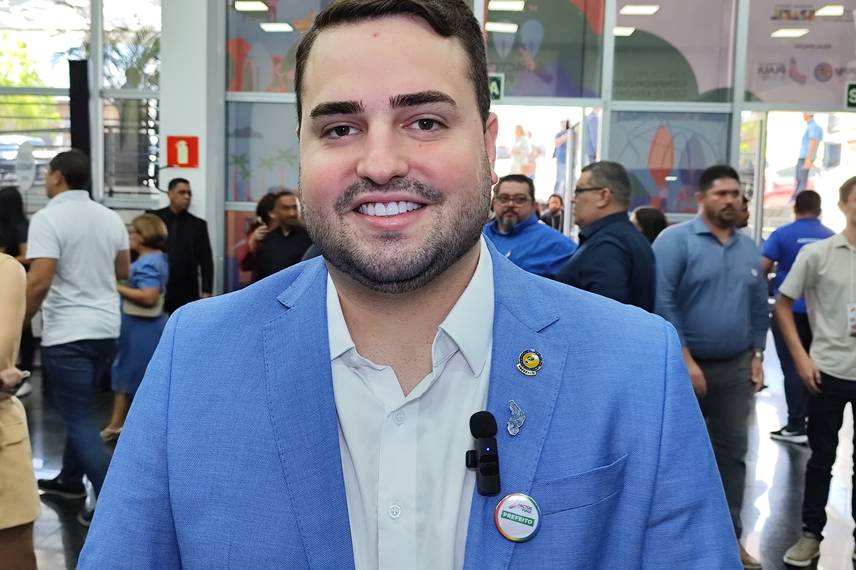 Pactos pelo Piauí reúne mais de 210 prefeitos eleitos e reeleitos em Teresina Pactos pelo Piauí reúne mais de 210 prefeitos eleitos e reeleitos em Teresina