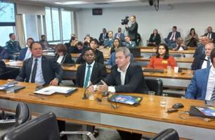 Rafael discute projetos de mobilidade urbana para Timon com bancada maranhense no Senado (Foto: Reprodução)