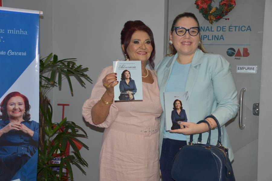 Conceição Carcará lança livro sobre trajetória de superação em solenidade na OAB