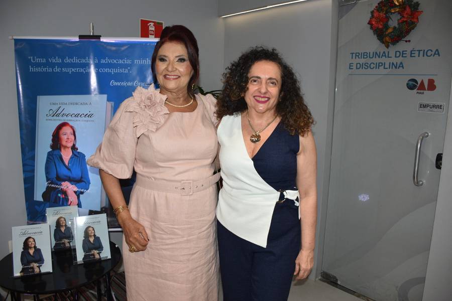 Conceição Carcará lança livro sobre trajetória de superação em solenidade na OAB