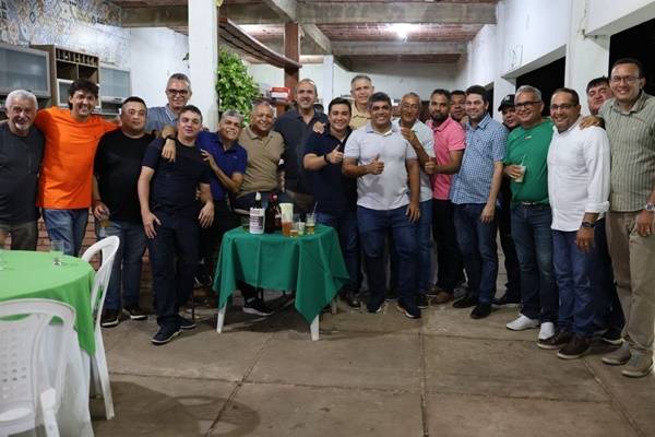 Confraternização do portal Elias Lacerda mantém tradição de sucesso Confraternização do portal Elias Lacerda mantém tradição de sucesso