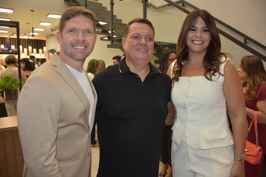 Coquetel de inauguração do Escovei Teresina reúne amigos e familiares