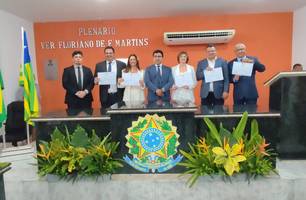 Eleitos de cinco municípios piauienses são diplomados em Manoel Emídio (Foto: Conecta Piauí) Eleitos de cinco municípios piauienses são diplomados em Manoel Emídio (Foto: Conecta Piauí)