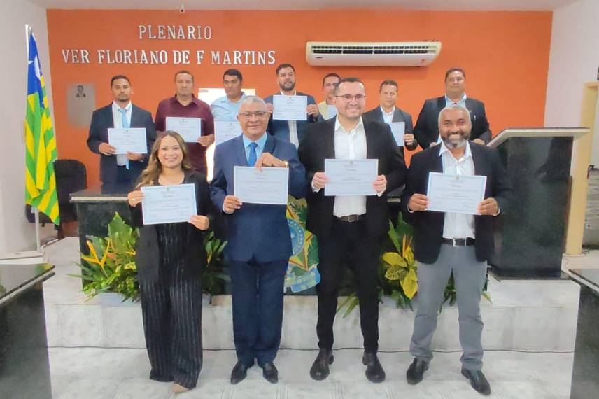 Eleitos de cinco municípios piauienses são diplomados em Manoel Emídio