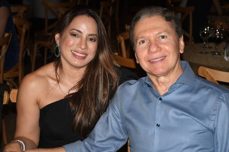 Empresário João Claudino Fernandes Júnior é Homenageado em jantar festivo
