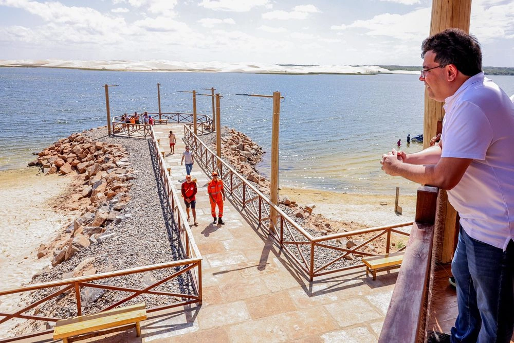 Governador inaugura revitalização da Lagoa do Portinho, em Parnaíba