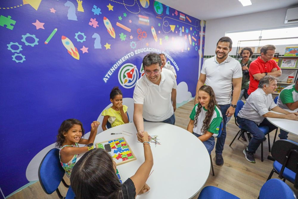Governador Rafael Fonteles inaugura reforma de escola em São Raimundo Nonato