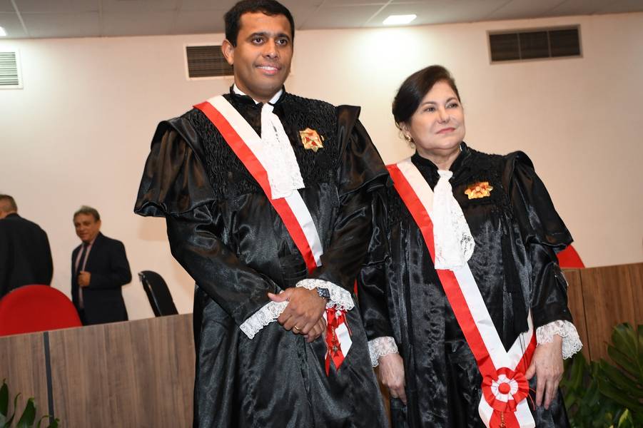 Posse do desembargador Téssio Torres na presidência do TRT-PI
